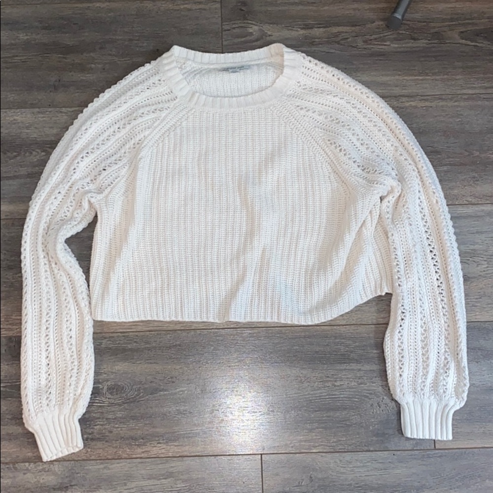 American Eagle White Sweater